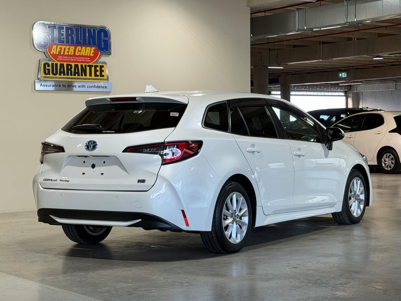 2021 Toyota Corolla Touring Hybrid-S Carousel 17
