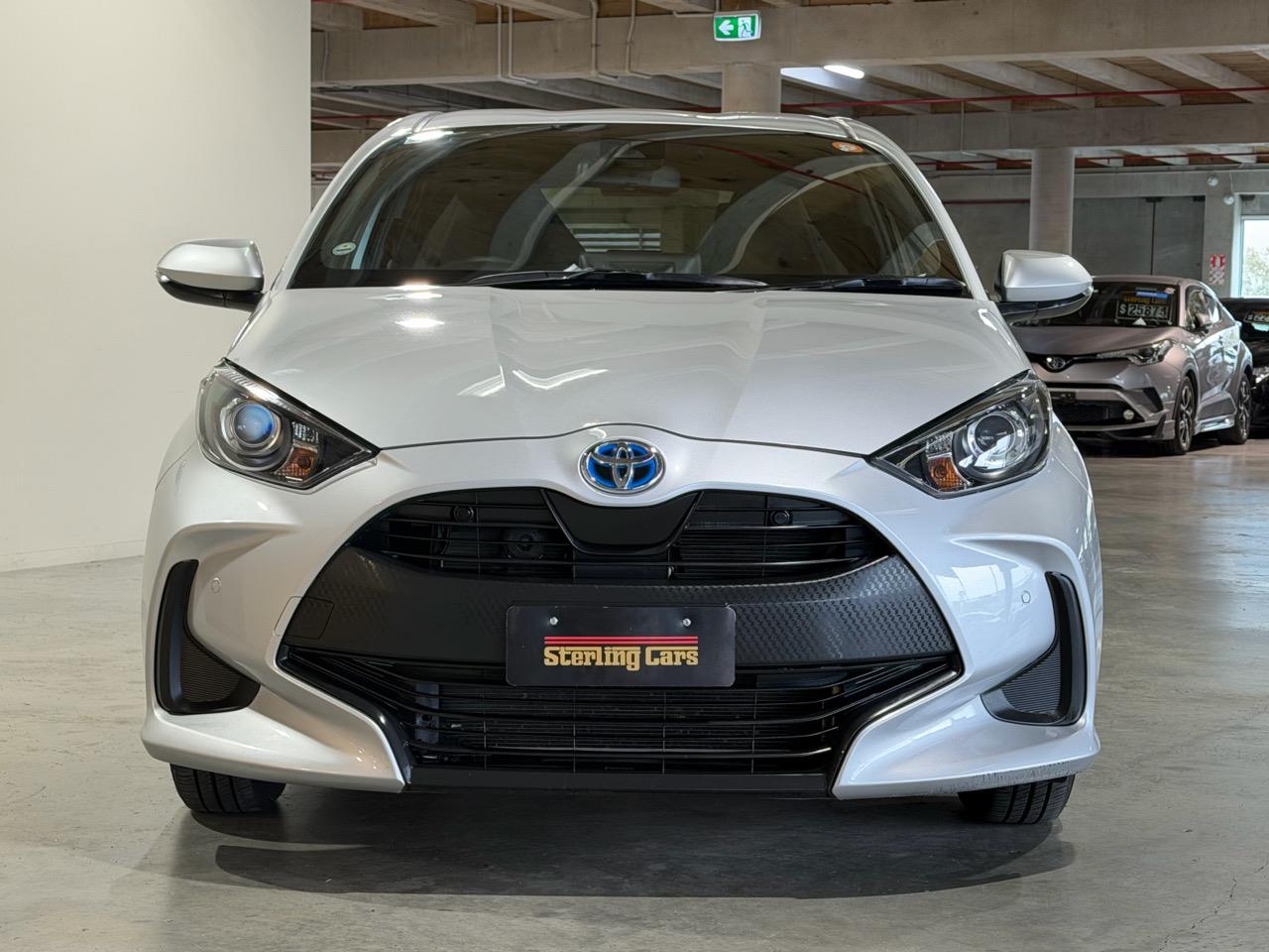 2021 Toyota Yaris Hybrid X Carousel 10