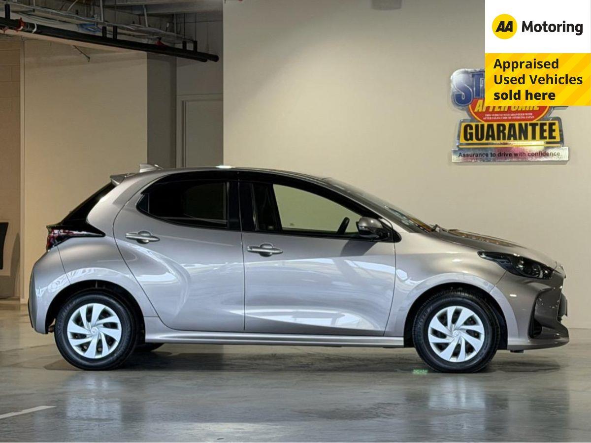2021 Toyota Yaris Hybrid X Carousel 1