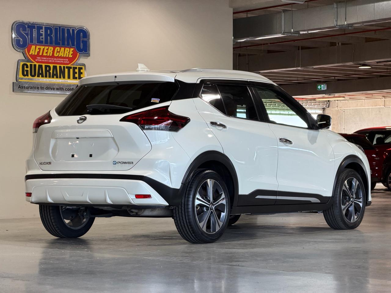 2021 Nissan KICKS E -Power X Carousel 1