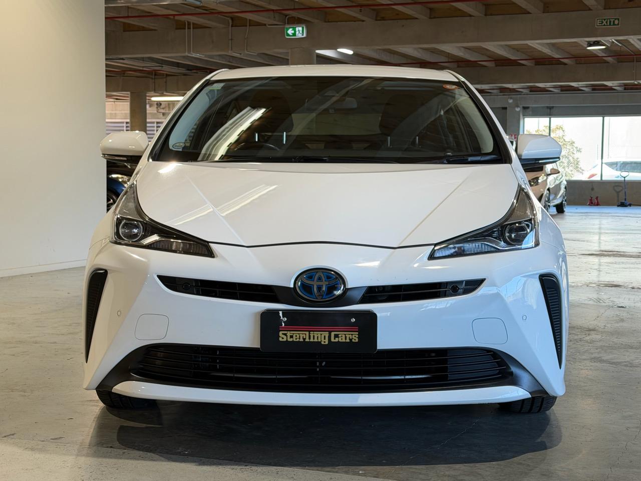 2021 Toyota Prius S -Grade Carousel 11