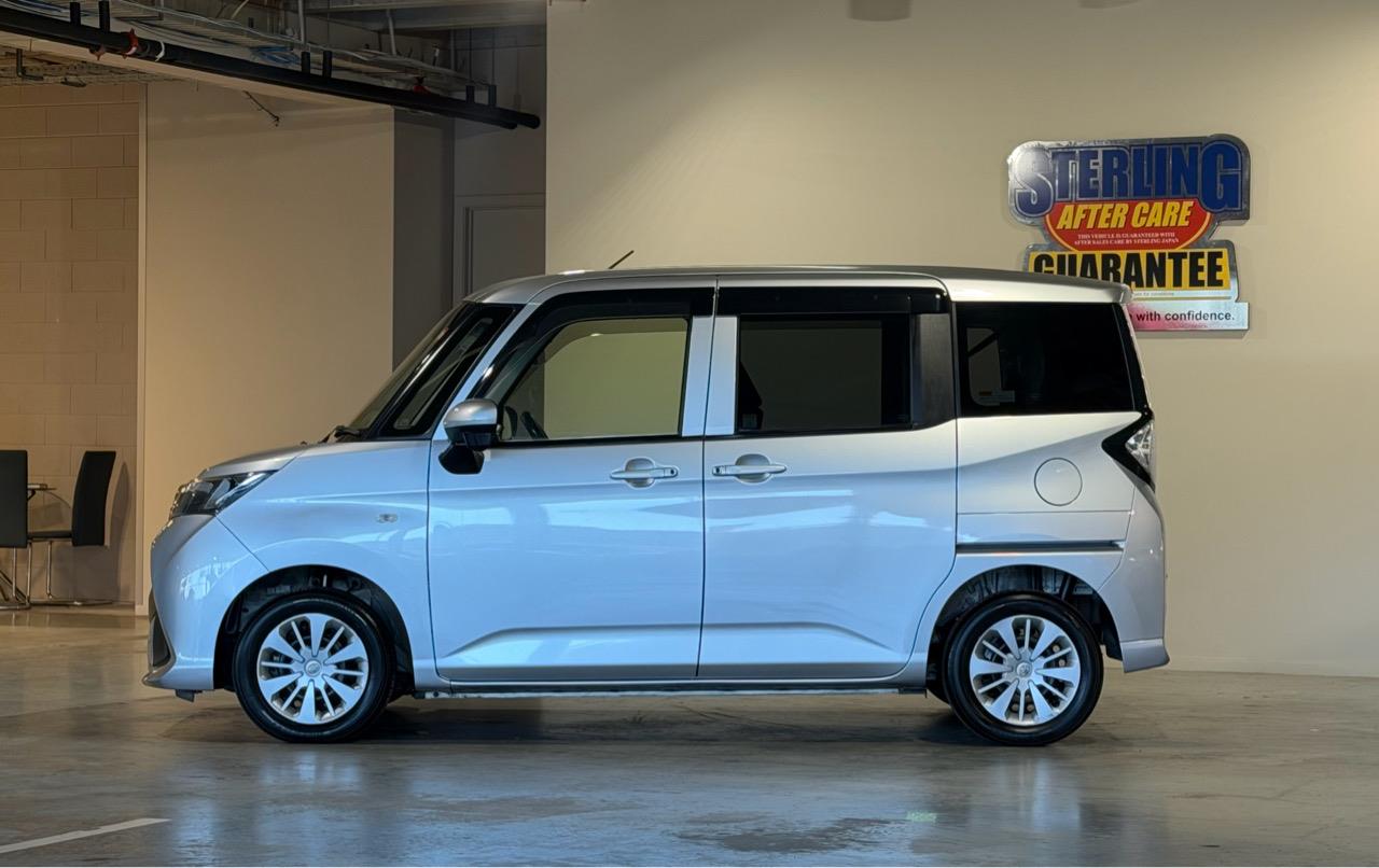 2018 Toyota Tank XS Carousel 13