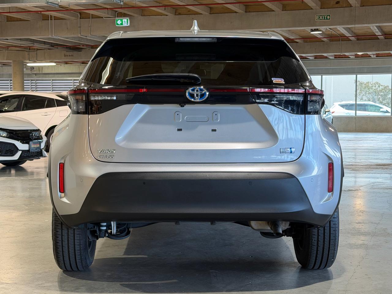 2021 Toyota Yaris Cross HYBRID-X Carousel 16