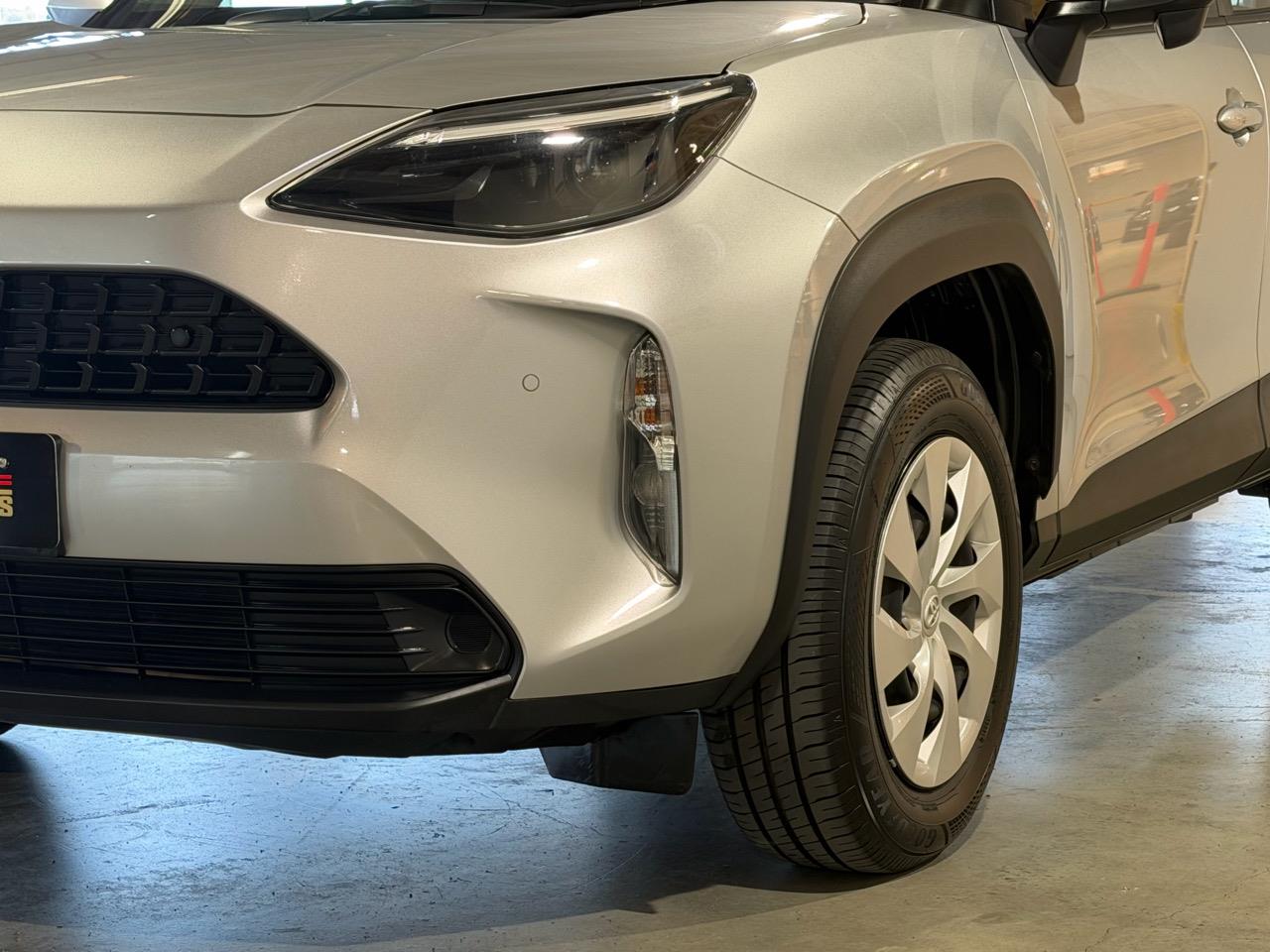 2021 Toyota Yaris Cross HYBRID-X Carousel 13