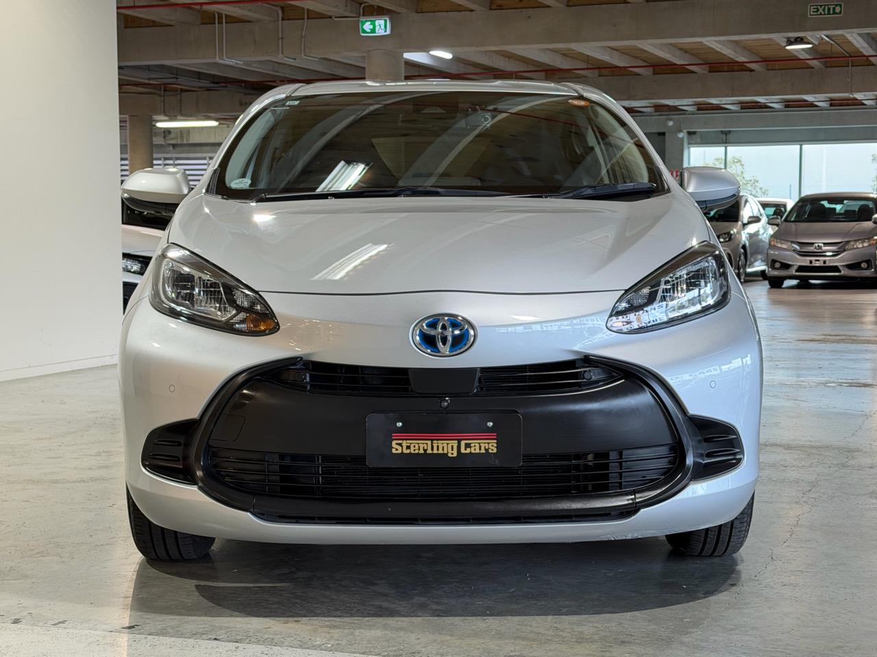 2021 Toyota Aqua X-GRADE Carousel 11