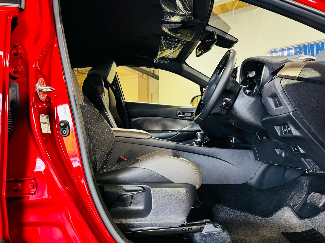2020 Toyota C-HR (G-T)-Grade Carousel 5