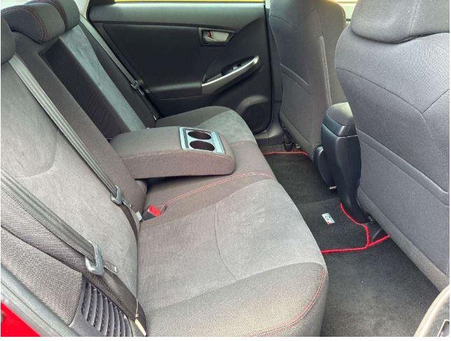 2014 Toyota Prius S Touring G's Carousel 10