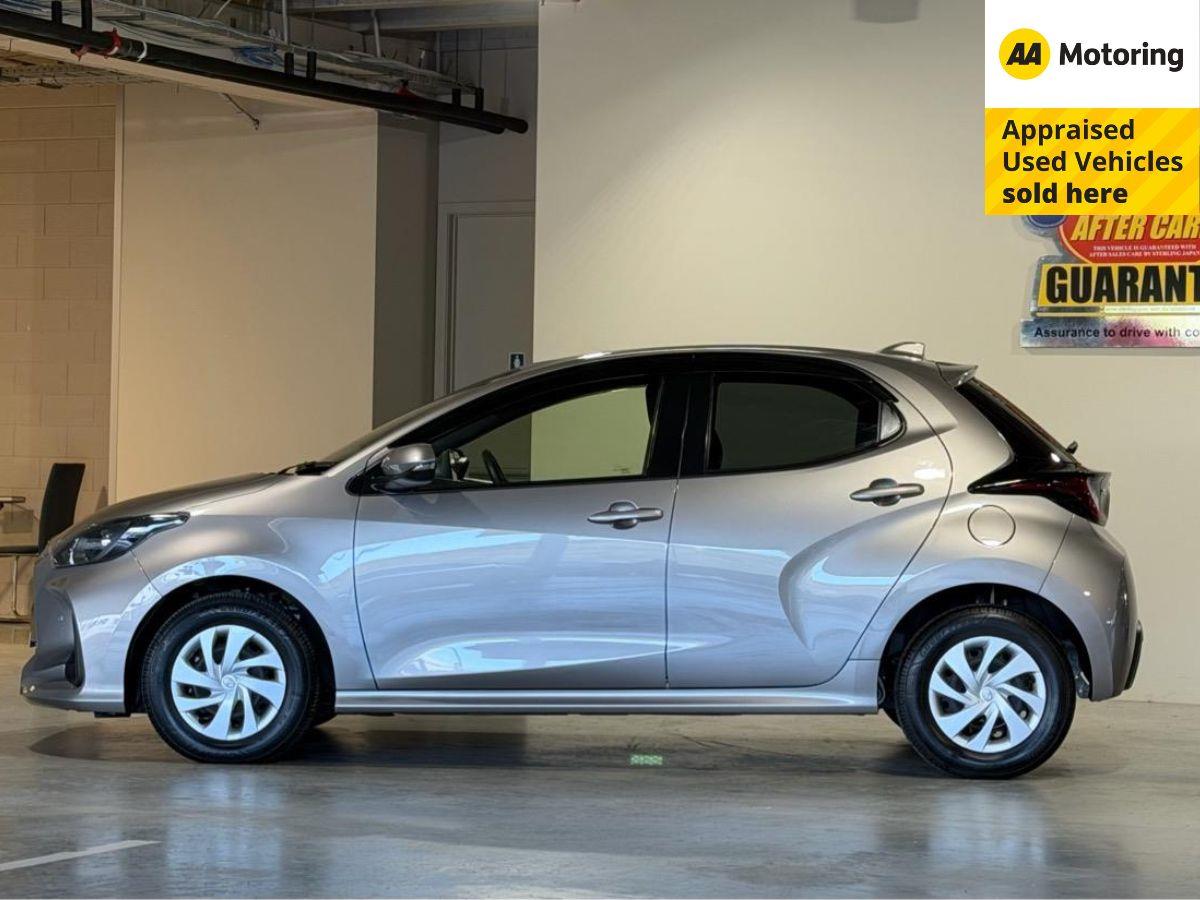 2021 Toyota Yaris Hybrid X Carousel 14
