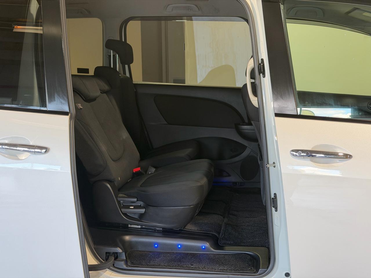 2017 Mazda Biante Granz Sky-Active Carousel 10