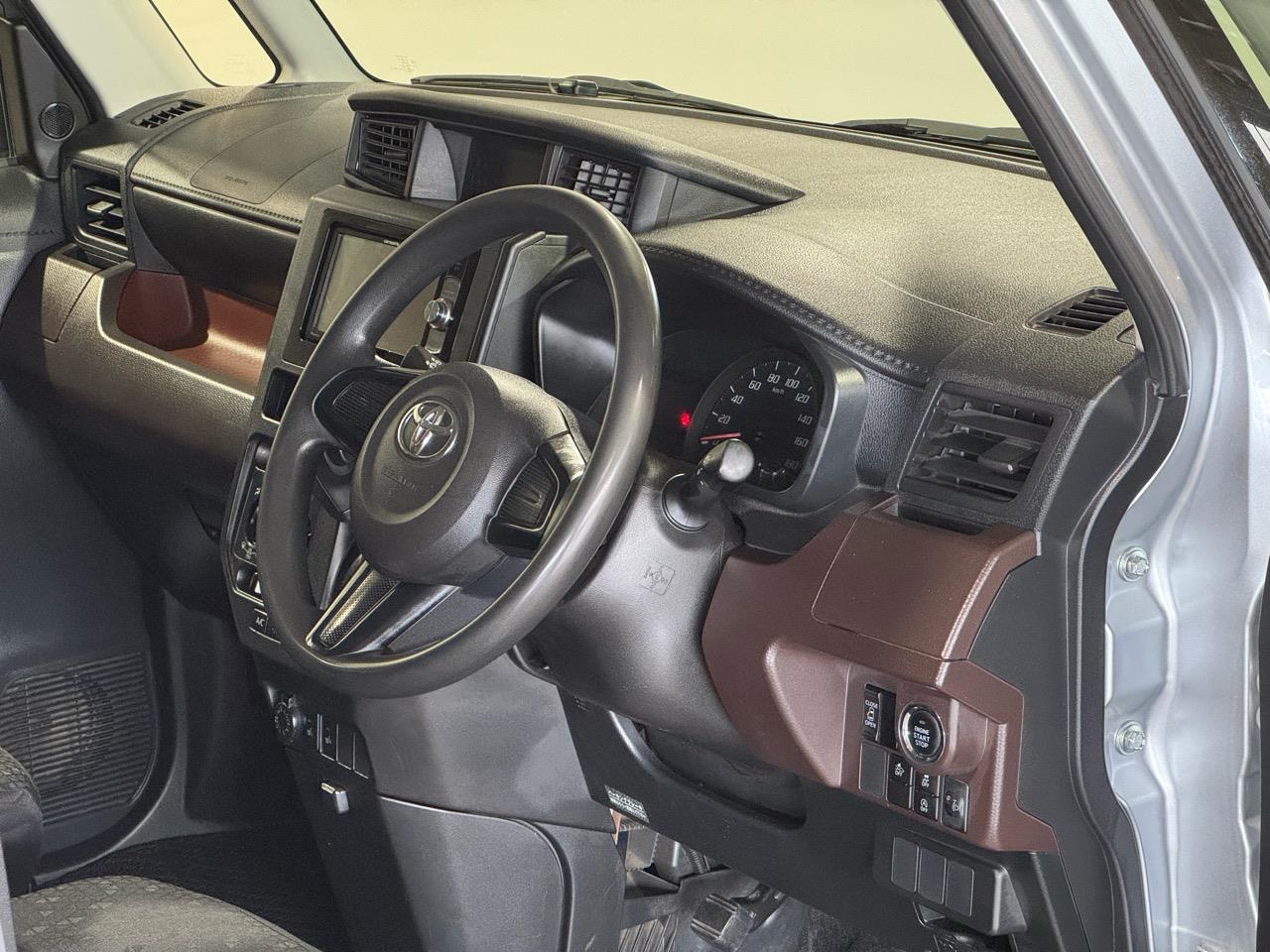 2017 Toyota Roomy X-S GRADE Carousel 6
