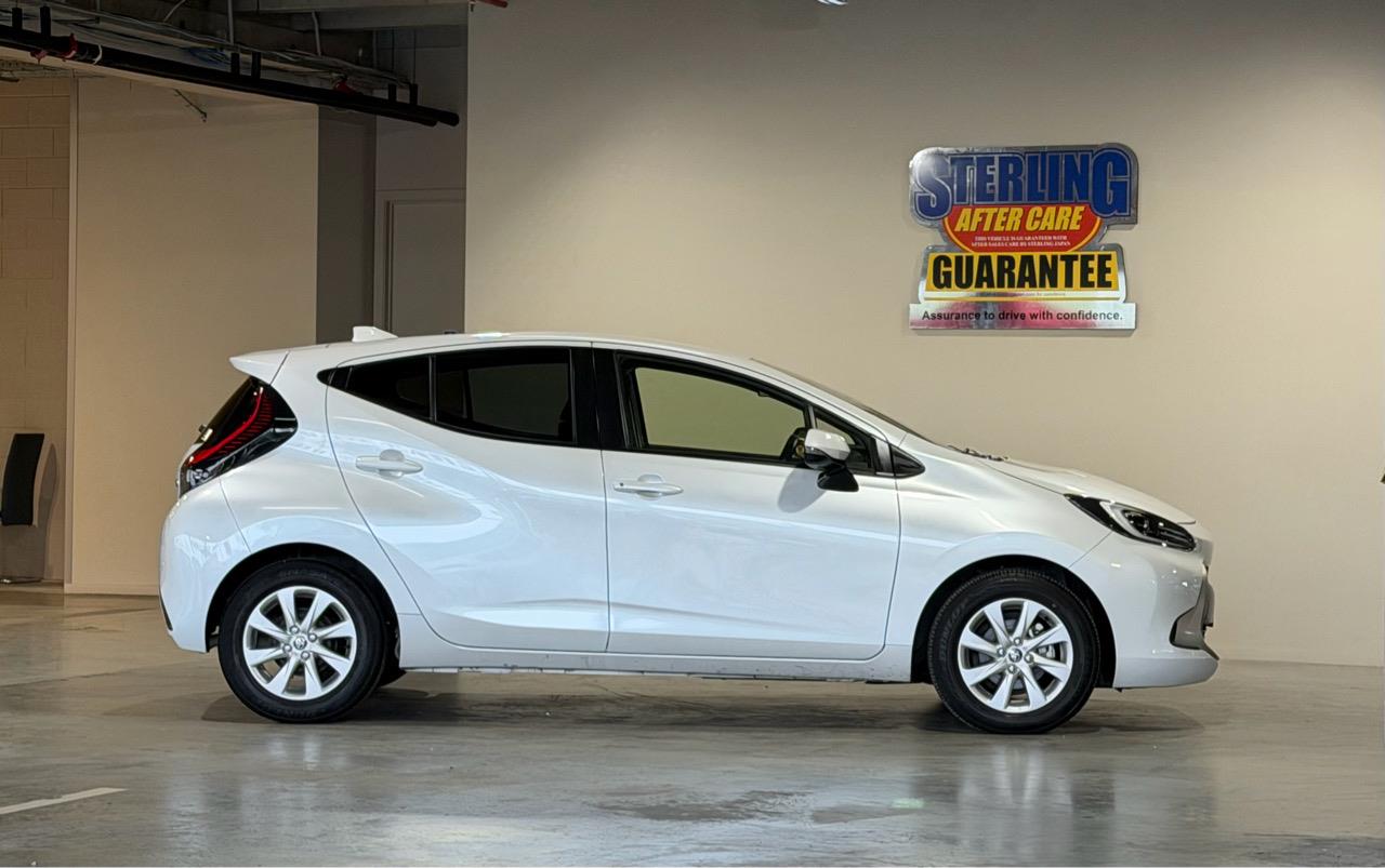 2021 Toyota Aqua Z-GRADE Carousel 1