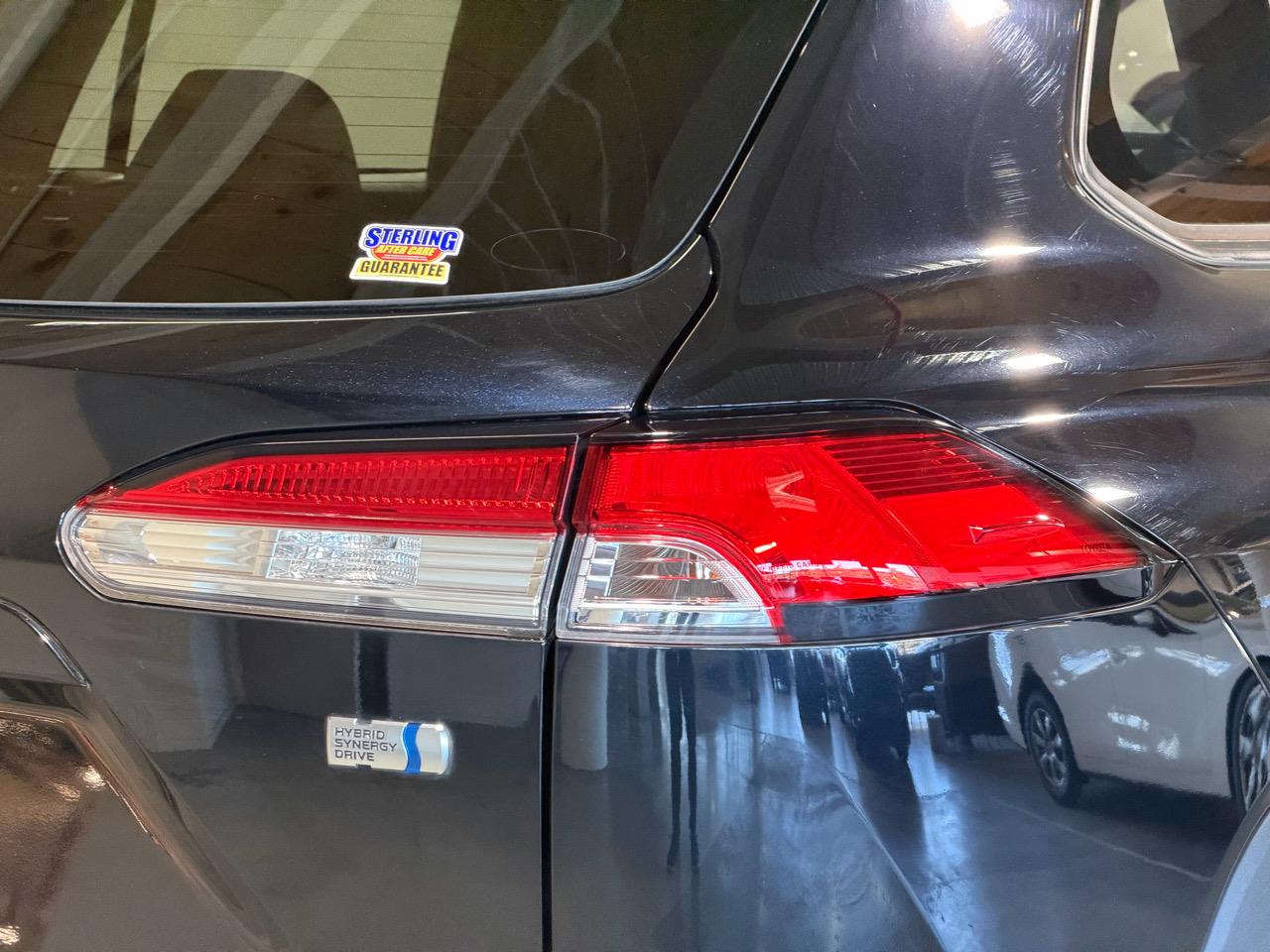 2022 Toyota Corolla Cross HYBRID-S Carousel 9