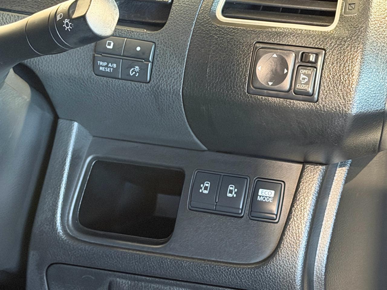 2013 Nissan Serena Highway Star S-Hybrid V Selection Carousel 7