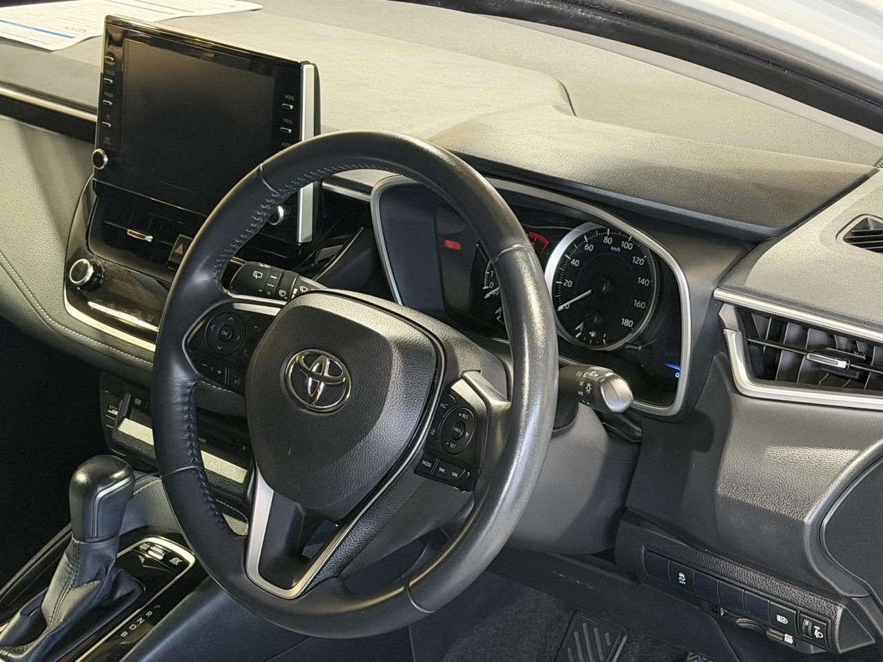 2021 Toyota Corolla Touring Hybrid-S Carousel 6