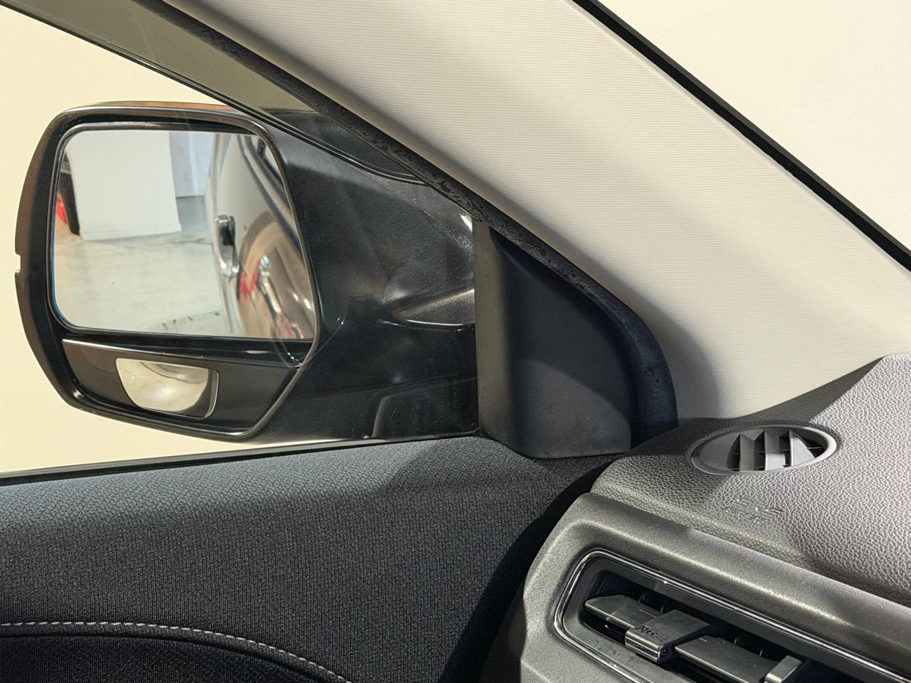 2014 Honda Vezel Hybrid Z Carousel 4