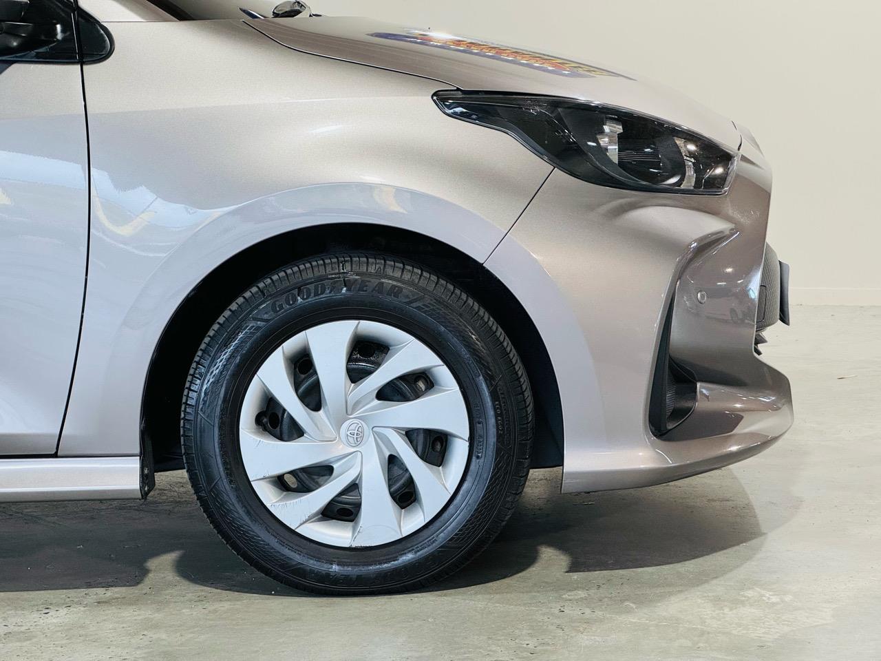 2020 Toyota Yaris X-GRADE Carousel 2
