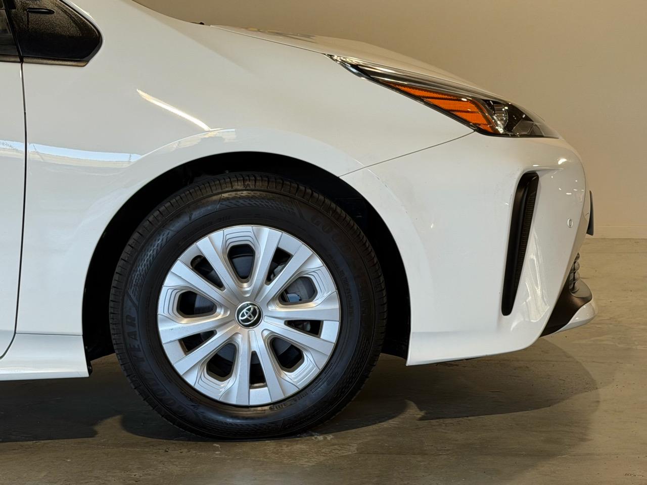 2021 Toyota Prius S -Grade Carousel 1
