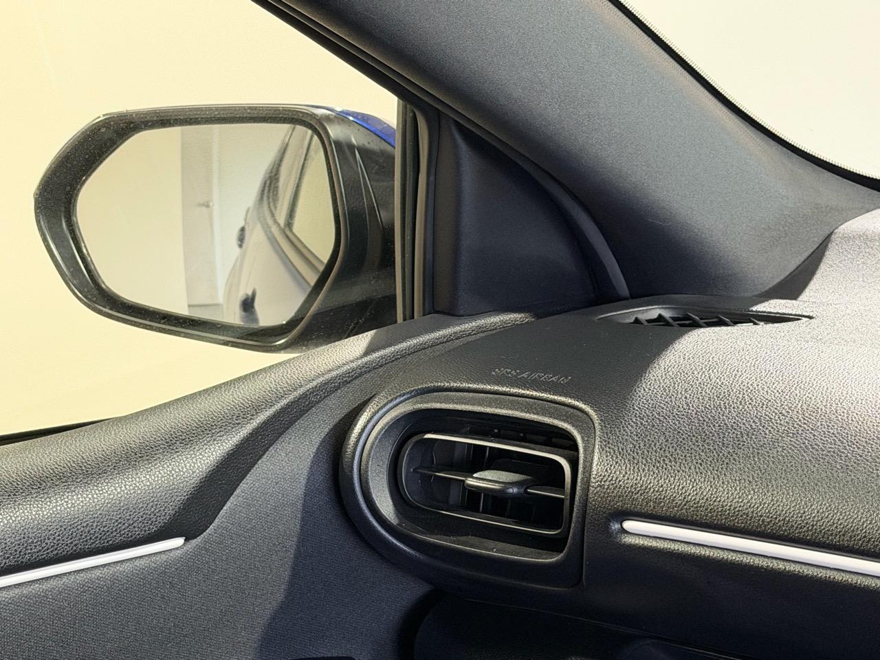 2021 Toyota Yaris Hybrid X Carousel 4