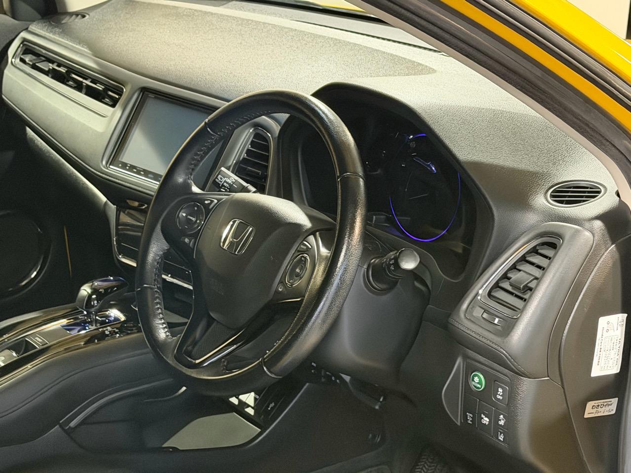 2017 Honda Vezel Sensing Brilliant Style ED Carousel 6