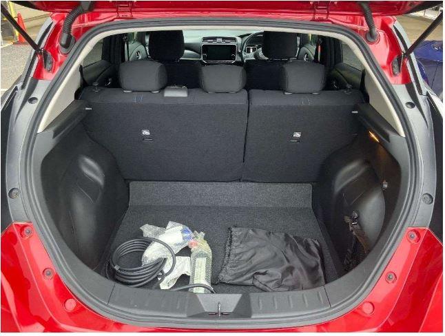 2021 Nissan LEAF X-Grade Carousel 7
