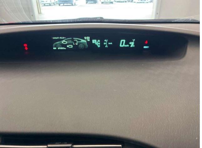 2014 Toyota Prius S Touring G's Carousel 3