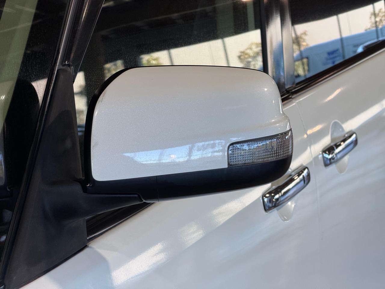 2013 Nissan Serena Highway Star S-Hybrid V Selection Carousel 10