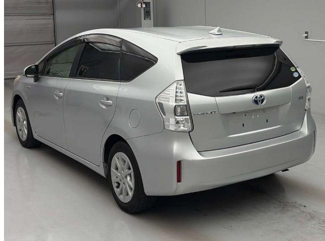 2012 Toyota Prius ALPHA G-GRADE Carousel 4