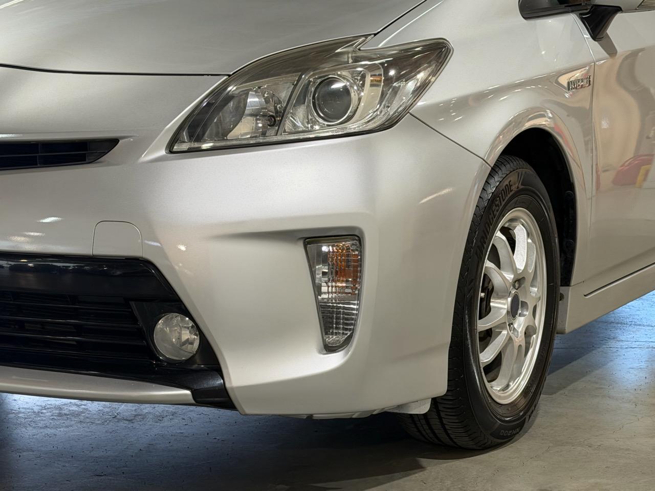 2012 Toyota Prius S -Grade Carousel 13