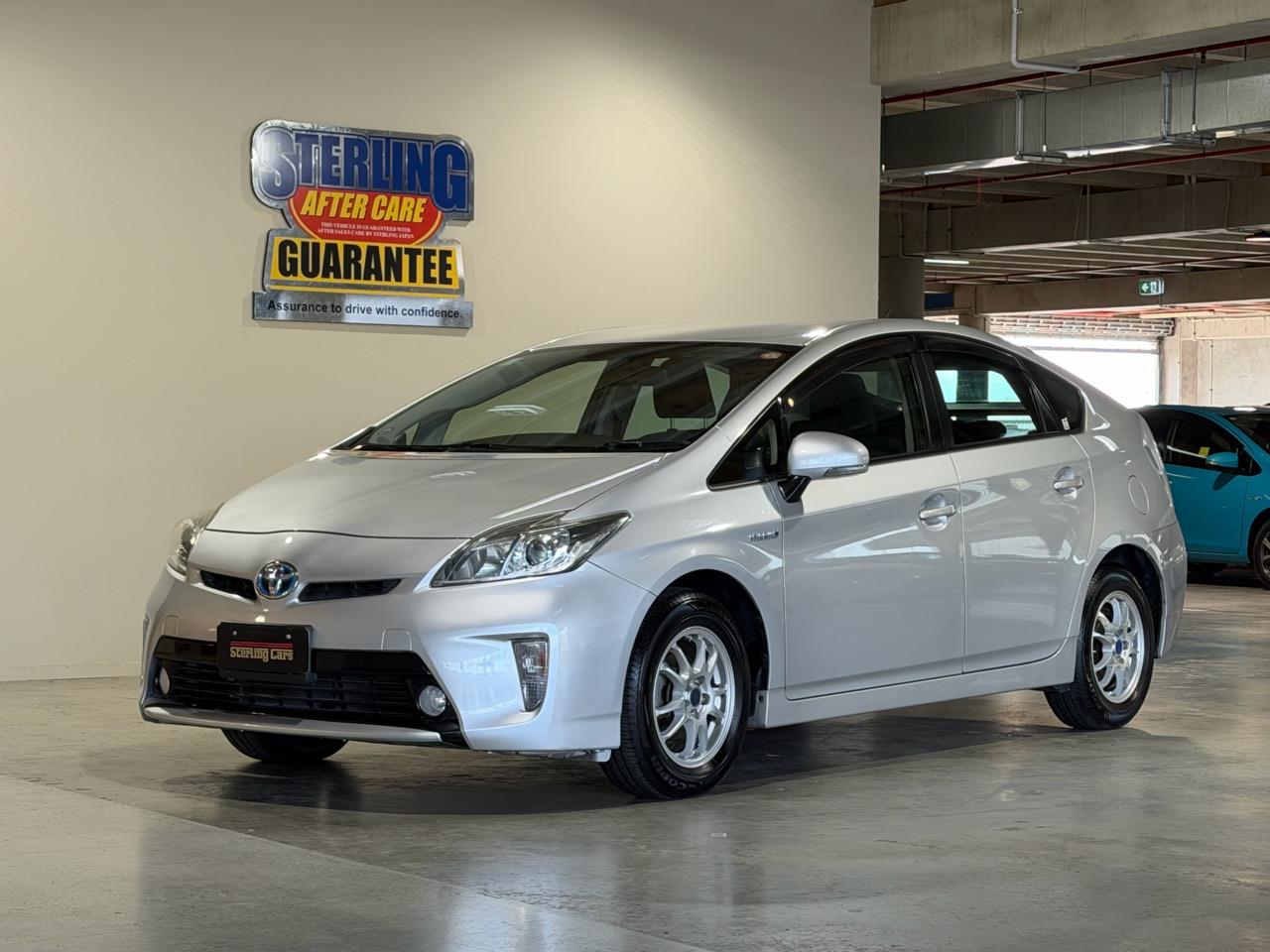 2012 Toyota Prius S -Grade Carousel 12