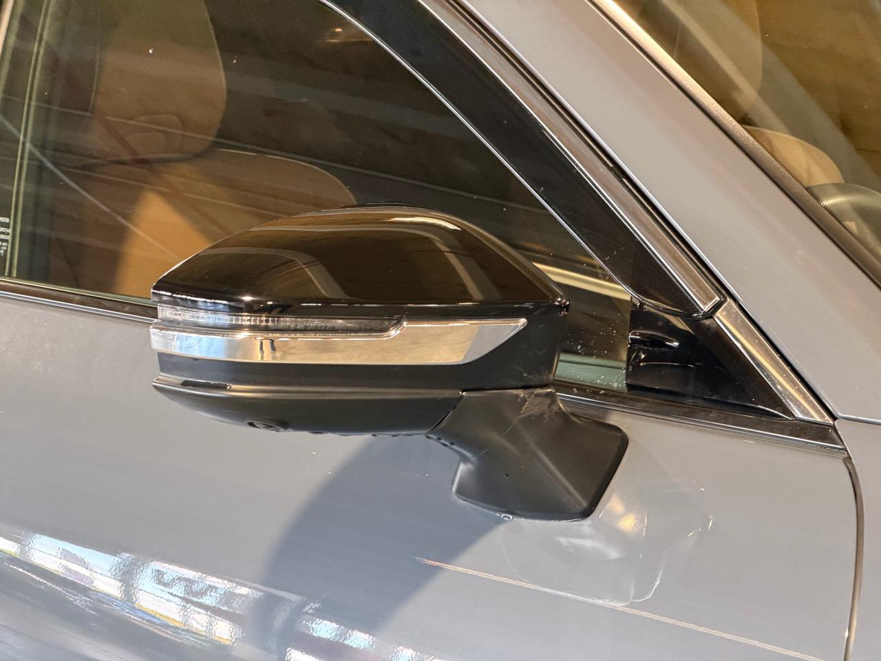 2023 Toyota Crown SPORT-HYBRID Carousel 8