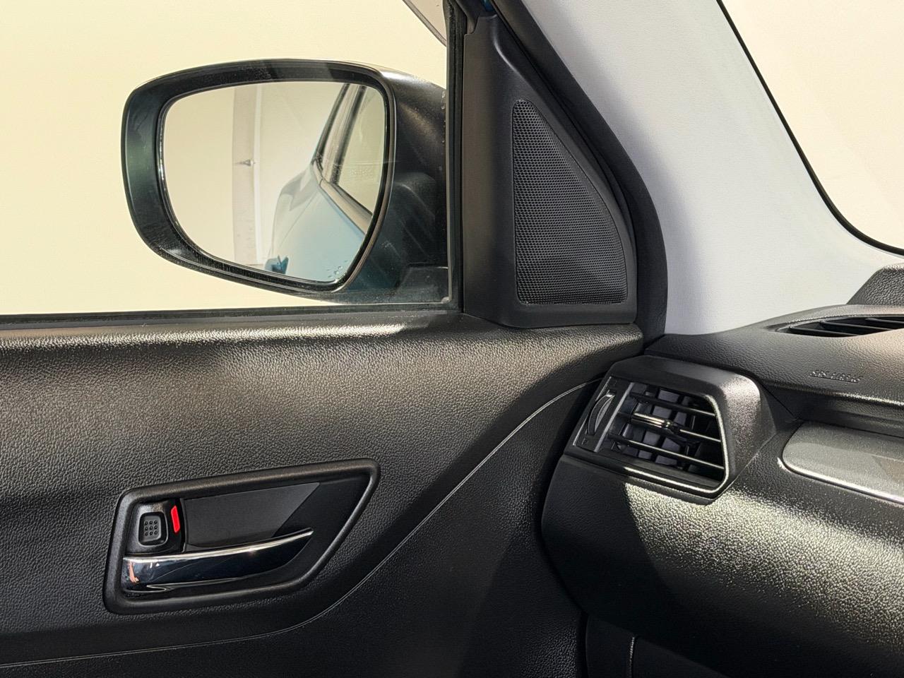 2017 Suzuki Swift XG Limited Carousel 4