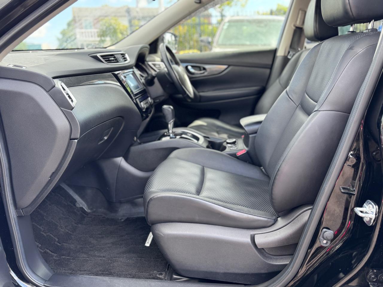2014 Nissan X-Trail Carousel 6