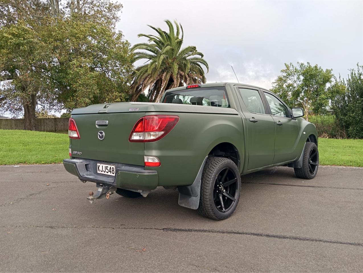 2017 Mazda Bt-50 GLX D/C W/S 3.2D/6AT Carousel 3