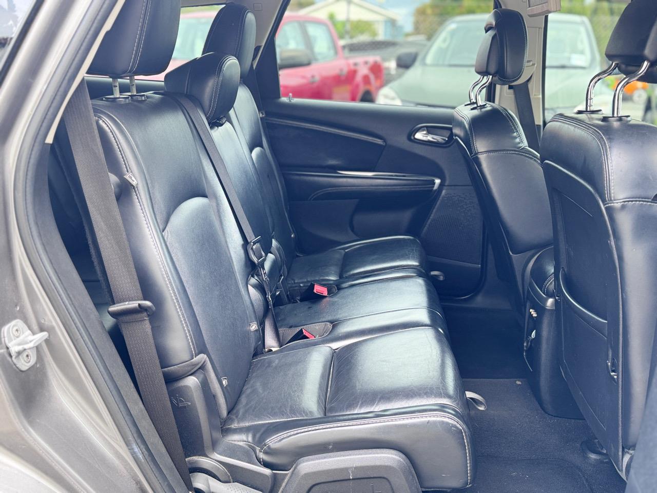 2012 Dodge Journey 3.6L PETROL AUTO R/T Carousel 6