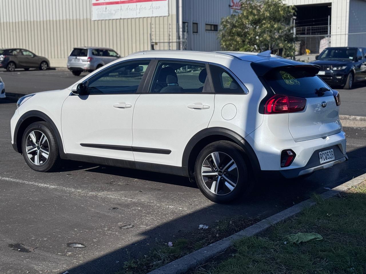 2019 KIA NIRO EX 1.6PH/6AM Carousel 4