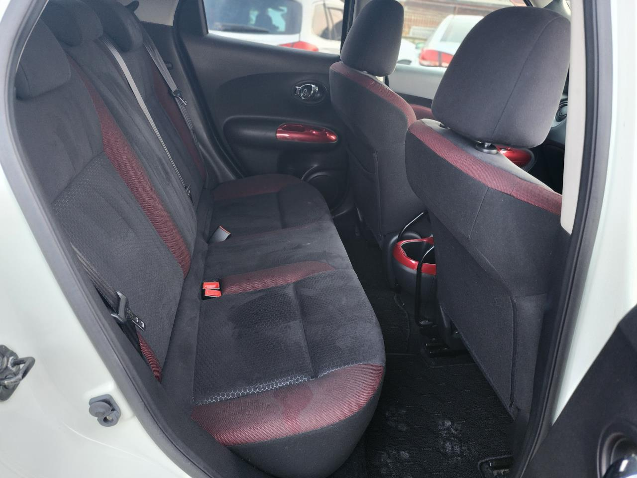 2012 Nissan JUKE Carousel 9