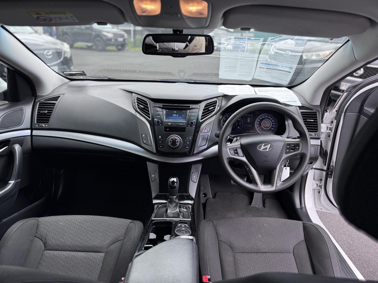 2018 Hyundai I40 2.0P/6AT/SL/4DR/5S Carousel 9