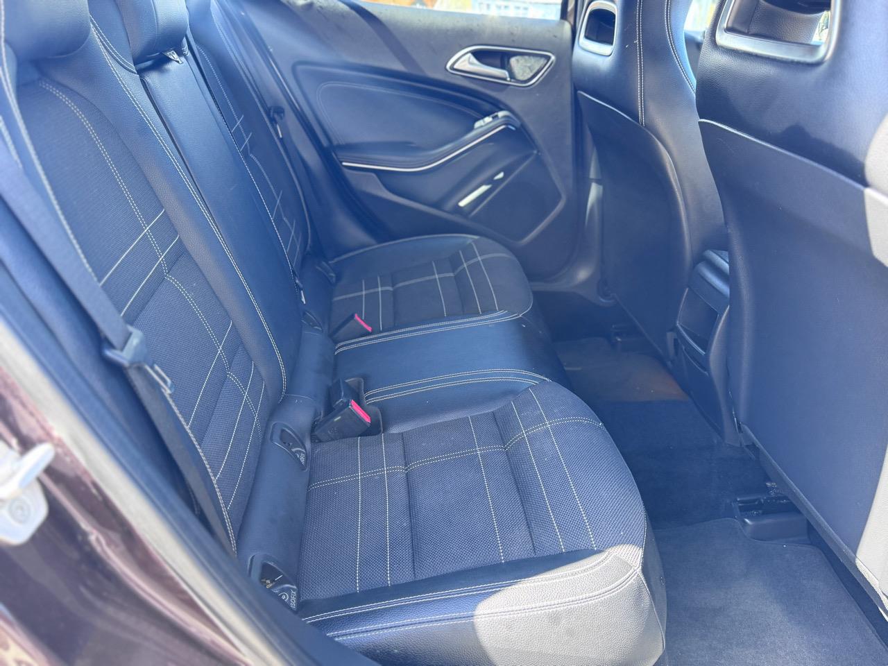 2015 Mercedes-Benz Gla180 Carousel 8