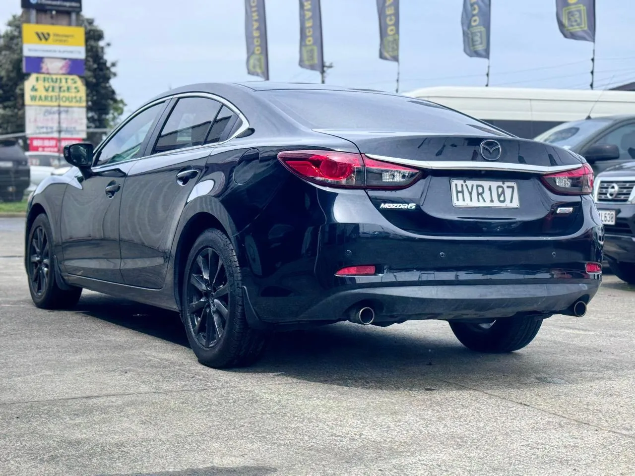 2015 Mazda Mazda6 PTR 2.5P/6AT/SL Carousel 3