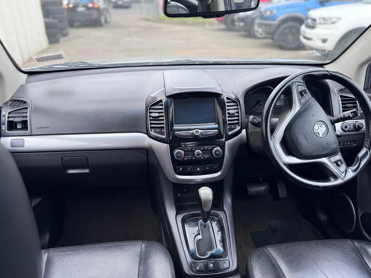 2016 Holden CAPTIVA LTZ V6 3.0P/4WD/6AT Carousel 9
