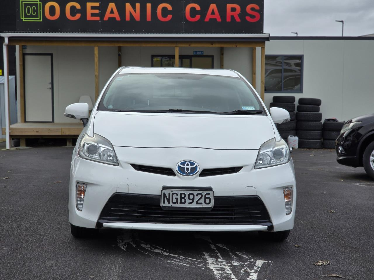 2014 Toyota PRIUS Carousel 1