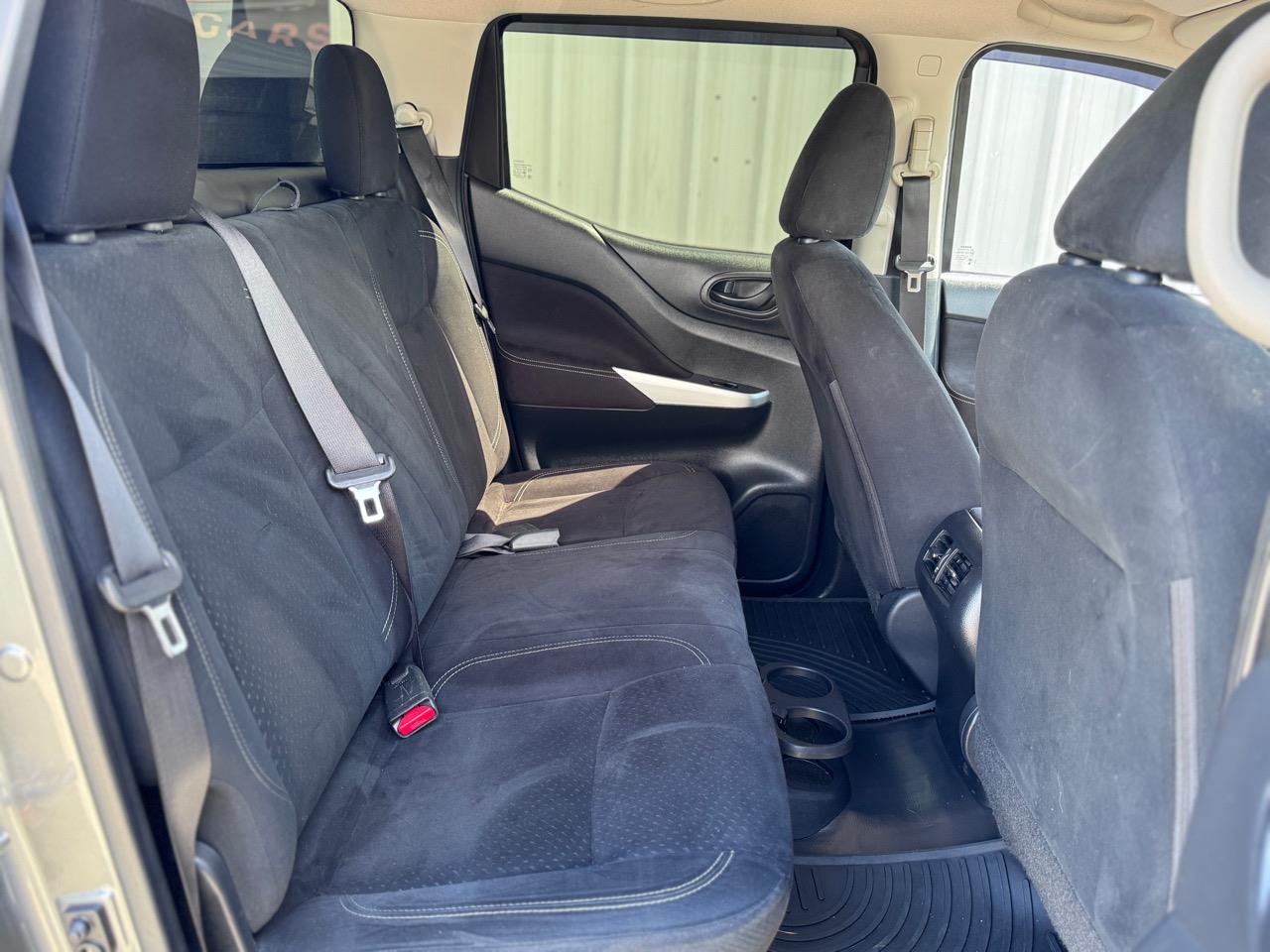 2016 Nissan Navara DX 2.5P/6MT/UT/4DR/5 Carousel 7