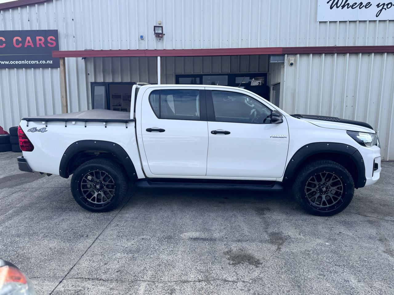 2019 Toyota HILUX SR TD DC 2.8DT/4WD Carousel 8