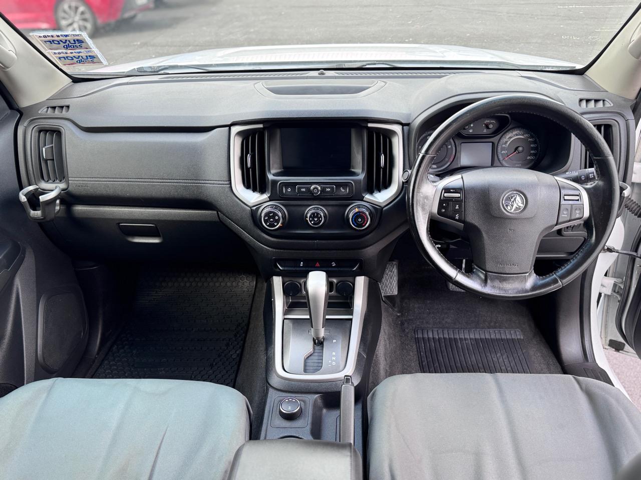 2018 Holden Colorado LT DC PU 2.8DT/4WD Carousel 9