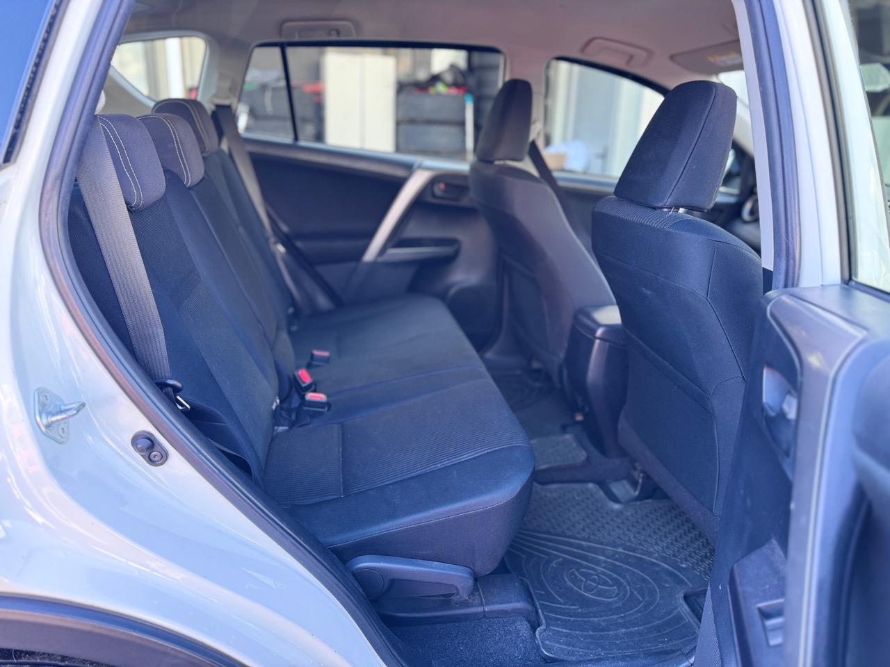 2017 Toyota Rav4 GX SUV 2.5p/4WD/6AT Carousel 7