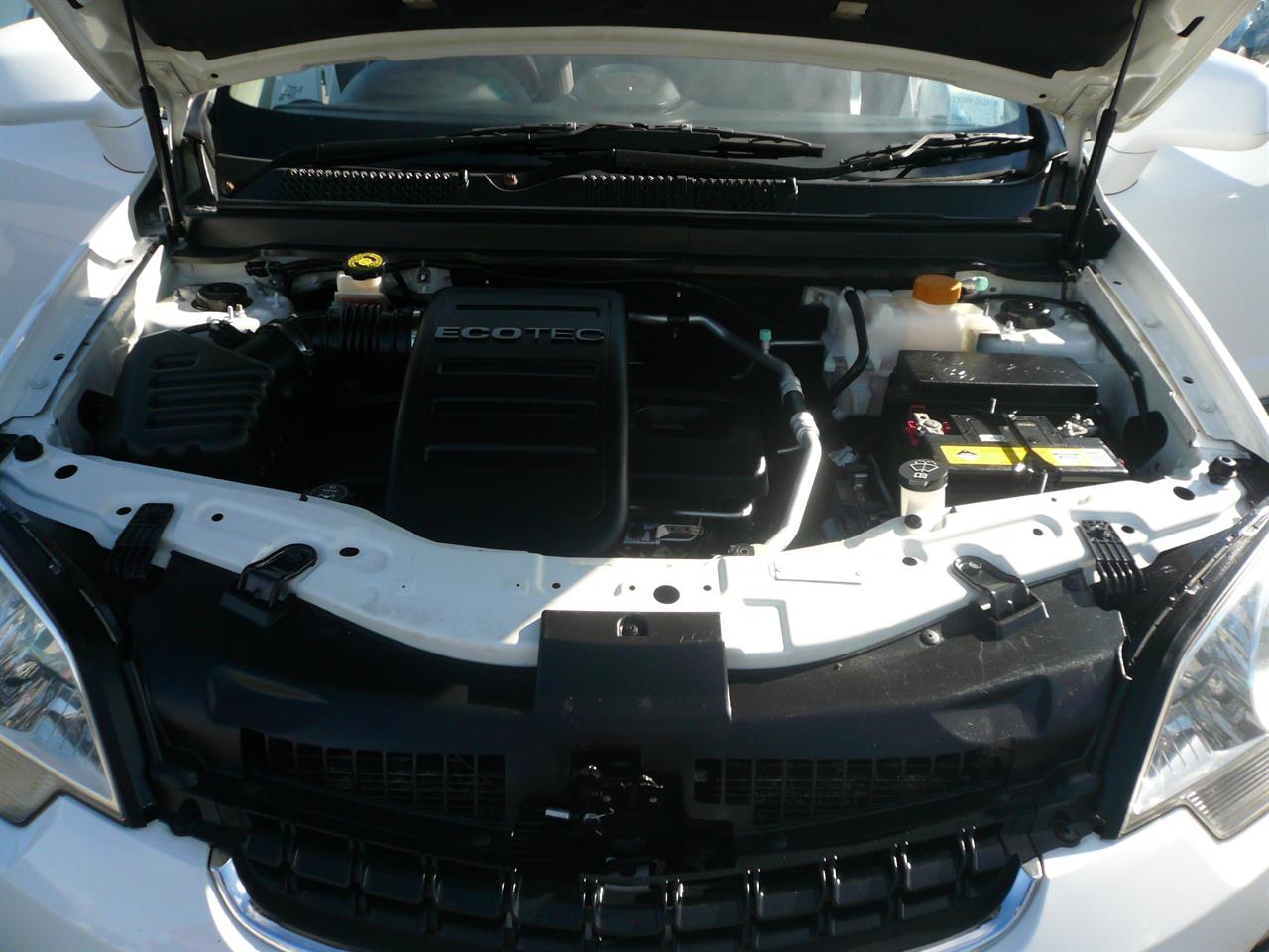 2012 Holden CAPTIVA 2400cc petrol automatic airbags abs alloys Carousel 7
