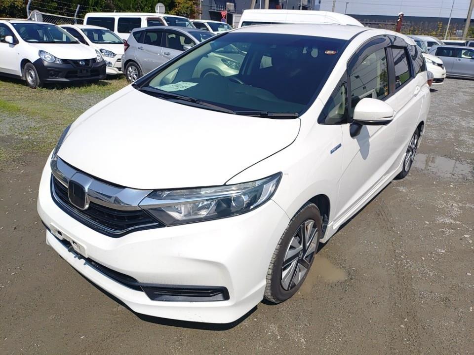 2020 Honda Shuttle 1500cc hybrid automatic abs economical