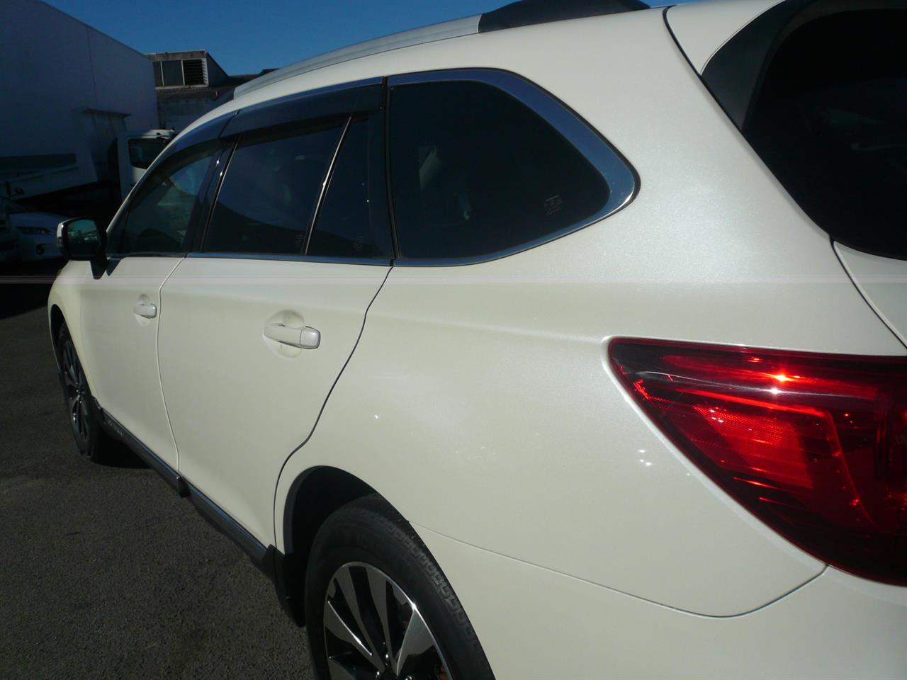 2015 Subaru OUTBACK 2500cc leather heated seats airbags abs alloys cruise control Carousel 8