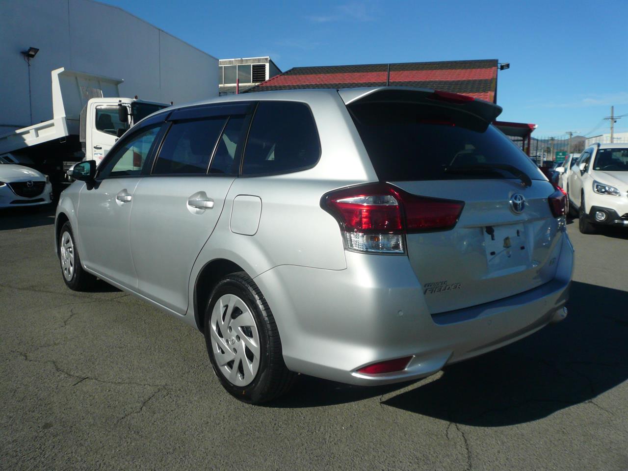 2021 Toyota COROLLA Fielder 1500cc hybrid 8 airbags abs automatic Carousel 7