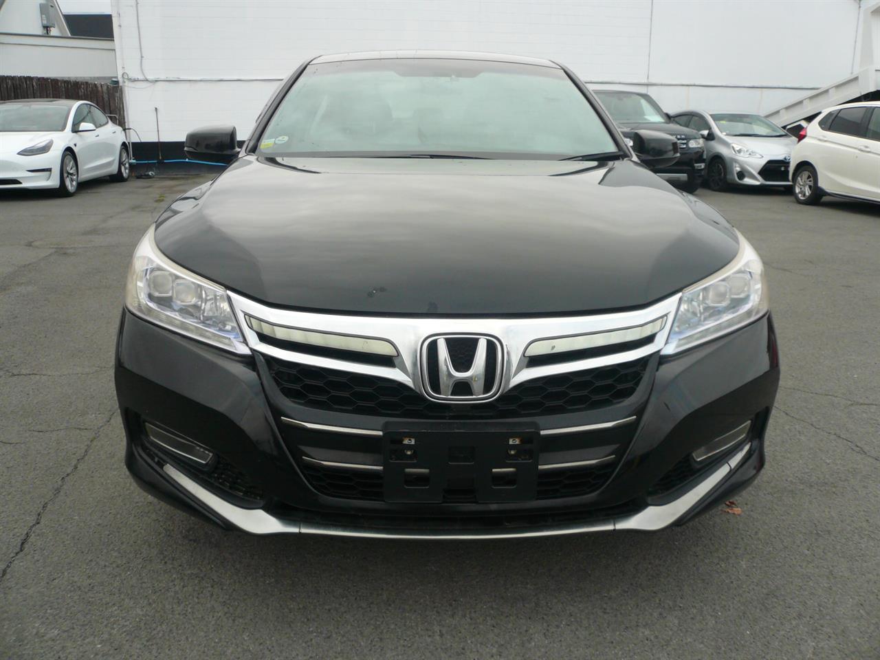 2013 Honda Accord 2000cc hybid automatic abs alloys airbags Carousel 8